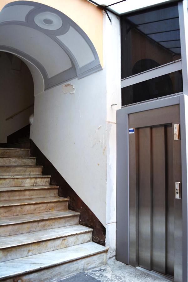 Porta Felu Daire Salerno Dış mekan fotoğraf